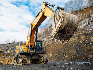 Горняки разреза «Коксовый» добились максимальной производительности на новом экскаваторе