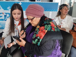 «ЭнергосбыТ Плюс» провел «Азбуку онлайна» для старшего поколения