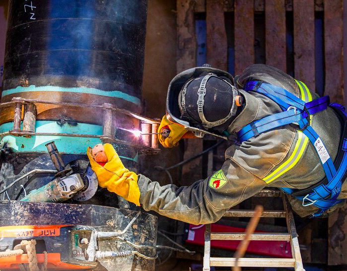 «Мосгаз» прокладывает газопровод на участке Калужского шоссе