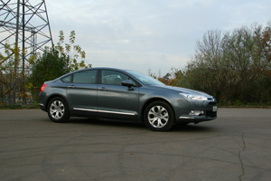 Citroen C5 стал лучшим такси во Франции