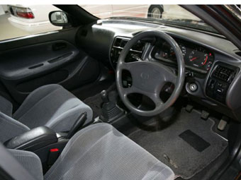 В 2010 году в России запретят ввоз праворульных автомобилей