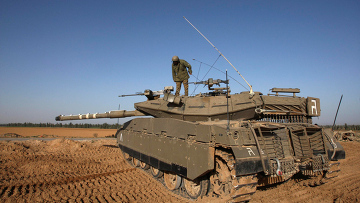 Израиль стягивает танки к границам сектора Газа