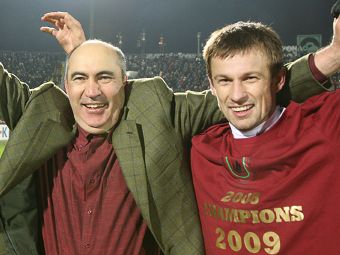 Сергей Семак продлил контракт с 