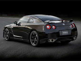 Nissan продаст в Европе 40 экземпляров суперкара GT-R Spec-V