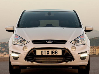 В январе Ford обновит S-Max и Galaxy