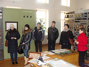 Специалисты филиала «Ивэнерго» знакомят будущих энергетиков с энергооборудованием