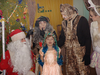 Орловские энергетики МРСК Центра поздравили своих подшефных с Новым годом