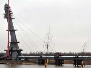 антовый мост в Петербурге сможет взять на себя до 5000 тонн горячей воды в час