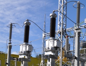 МЭС Юга установили трансформаторы на ОРУ подстанции Изумрудная