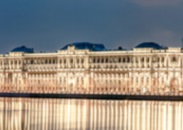 «Ленсвет» завершил работу по подсветке 19 фасадов зданий по набережной Макарова