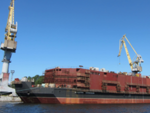 Плавучая АТЭС готова к загрузке ядерного топлива
