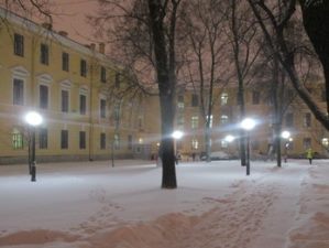 «Ленсвет» подключил энергосберегающее освещение сквера Николаевского кавалерийского училища