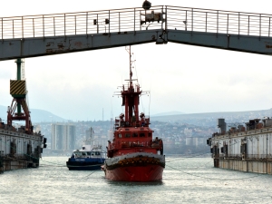 Новороссийский судоремонтный завод спустил на воду три судна после ремонта