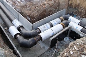 Екатеринбургая теплосетевая компания меняет трубы на Сортировке