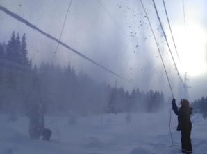 Алтайские ЛЭП покрылись изморозевыми отложениями