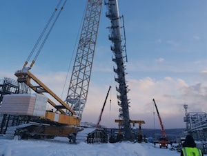 Иркутская нефтяная компания смонтировала колонну деметанизации на Марковском месторождении