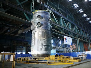 Реактор ВВЭР-ТОИ выдержал гидравлические испытания в подземном стенде-кессоне