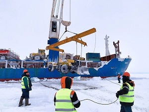«Роснефть» доставляет грузы для проекта «Восток Ойл» по Севморпути и зимникам