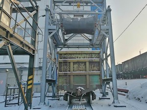 «Белтрансе» изготовил металлоконструкцию для установки уплотнения и разравнивания угля «Шахты №12»