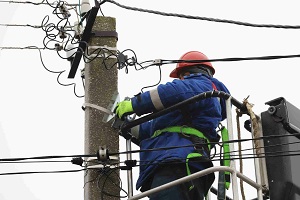 «Крымэнерго» модернизирует электросетевое хозяйство в Симферопольском районе