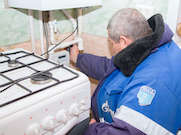 Самарские газовики установили «умный счетчик» ветерану в Жигулевске