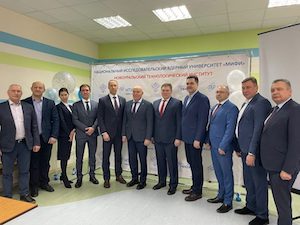 Резиденты ТОСЭР — в программе по подготовке кадров