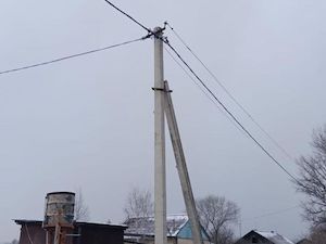 Приморские электрические сети отрегулировали напряжение в селе Чернятино Октябрьского района