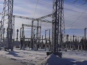 МЭС Востока заменили 13 порталов на подстанции 220 кВ «Хвойная» в Амурской области