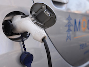 Морозы становятся настоящим испытанием для автовладельцев