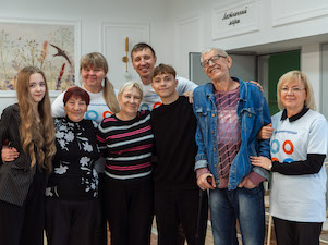 «Газпромнефть-СМ» реализовала в Омской области социальный проект для людей «серебряного» возраста