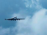 В аэропорту Нового Уренгоя установлена инструментальная система посадки самолетов