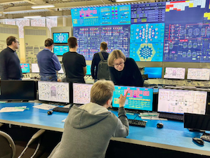 Во ВНИИАЭС завершились комплексные испытания полномасштабного тренажёра для проекта БРЕСТ-ОД-300