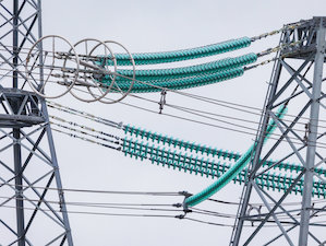 МЭС Северо-Запада обновили изоляцию на ключевых ЛЭП 220 кВ в Республике Коми и Архангельской области