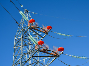 «Ставропольэнерго» установило на ЛЭП 916 птицезащитных устройств