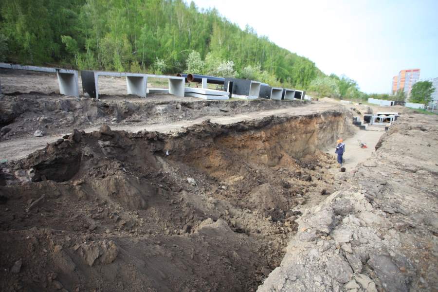 Ооо сгк красноярск. Строительство железобетонного канала. Стройгазконсалтинг мост. СГК Красноярск Октябрьский район. Красноярск правый берег СГК.